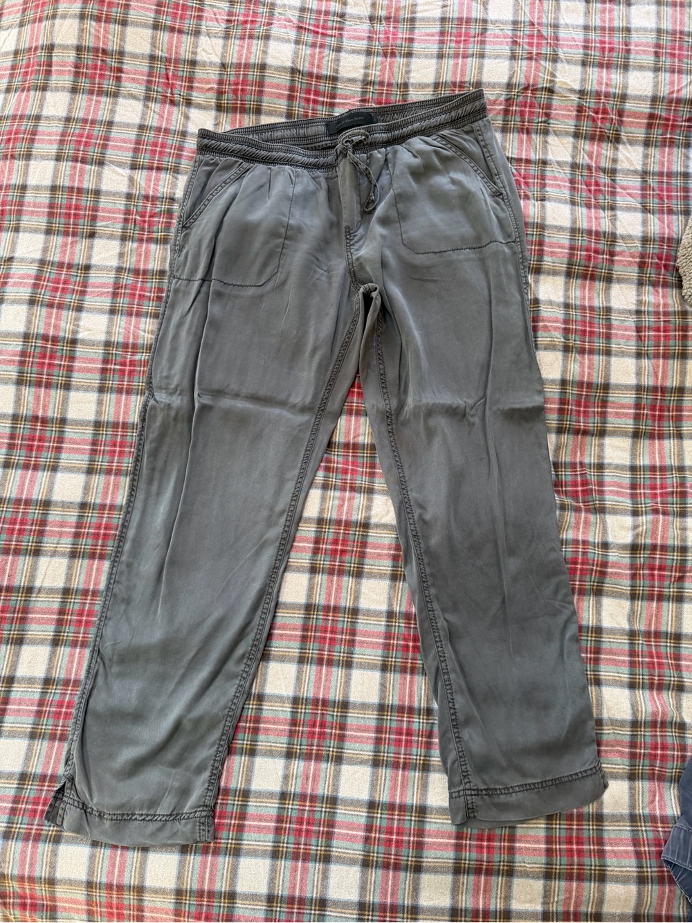 Calvin Klein Women's Straight Leg Drawstring Pants in Gray